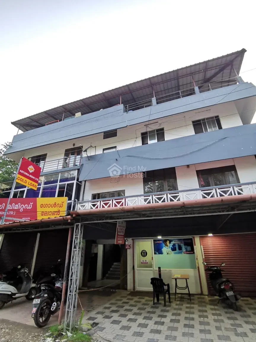 SAERAH HOMES GENTS HOSTEL in Kadavanthra, Ernakulam — main photo