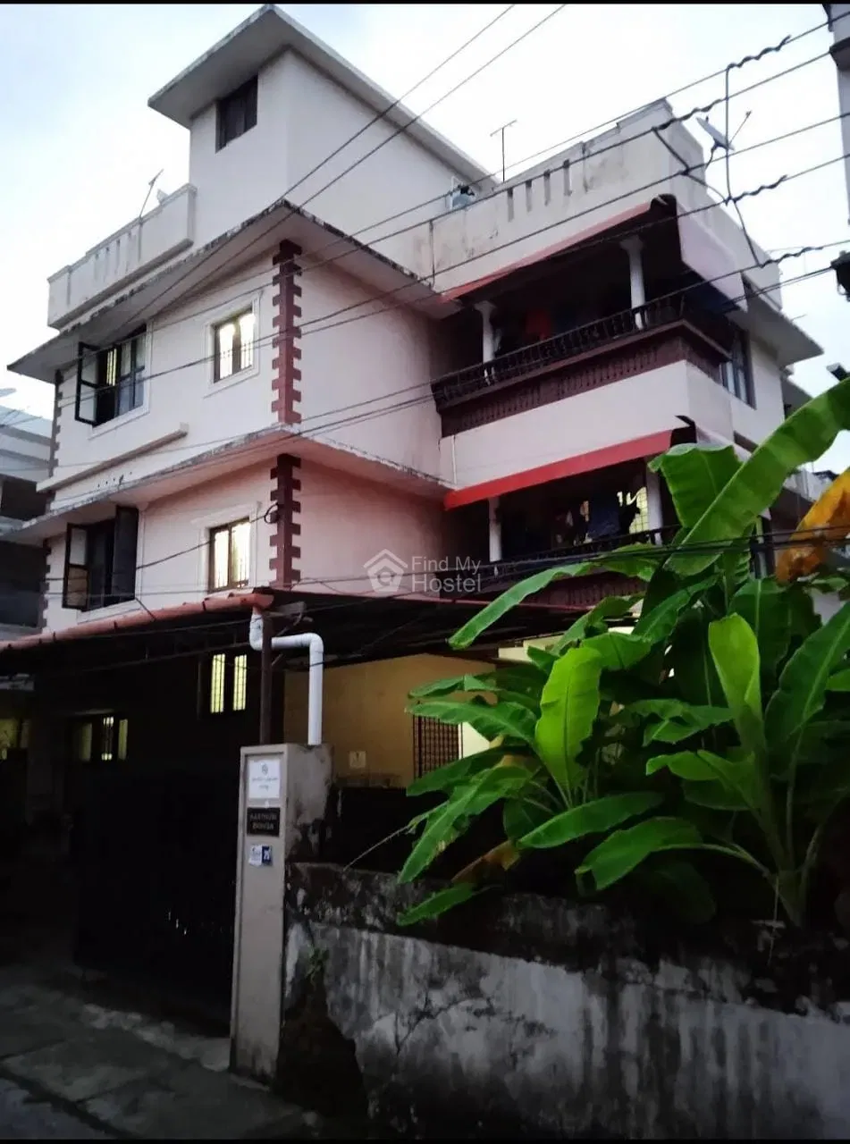 ORBIT GENTS HOSTEL in Kadavanthra, Ernakulam — main photo
