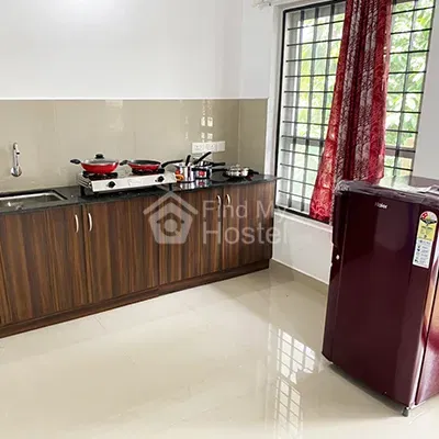 Abe Hostel in Vyttila, Ernakulam — photo 2