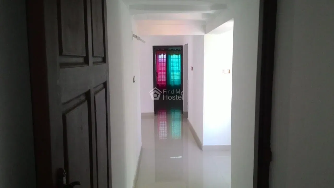 Suraksha Home Stay -3 in Palayam, Thiruvananthapuram — photo 3