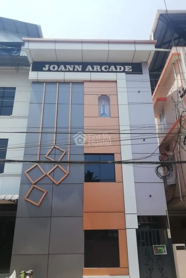Jannah ladies hostel in MG-Road, Ernakulam — main photo