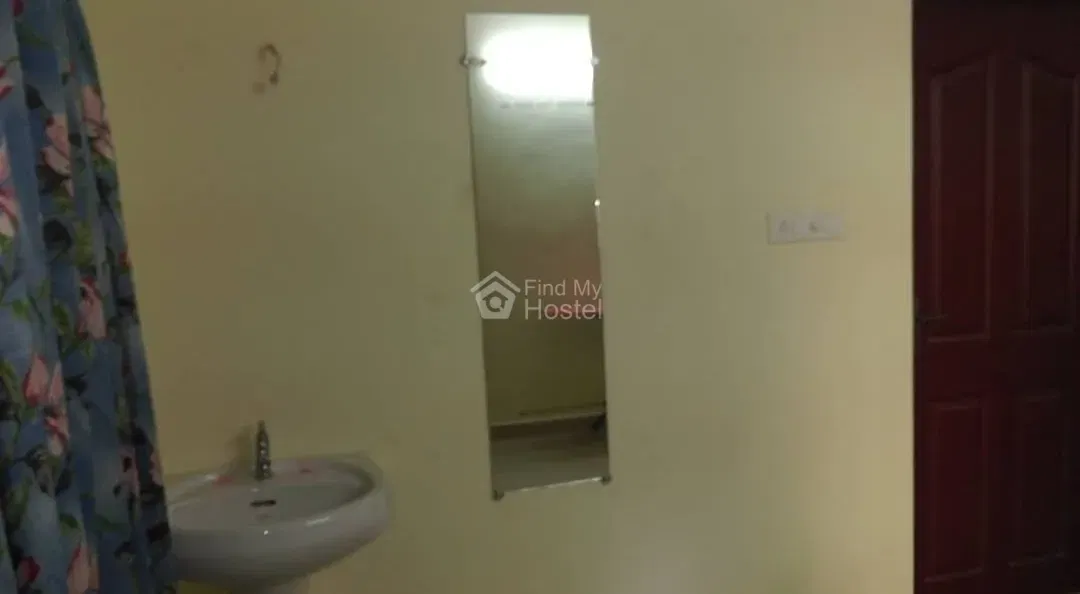 SAERAH HOMES GENTS HOSTEL in Palarivattom, Ernakulam — photo 7