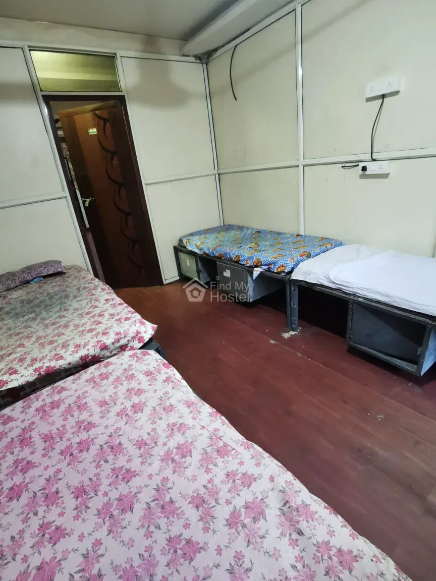 SAERAH HOMES GENTS HOSTEL in Kadavanthra, Ernakulam — photo 7