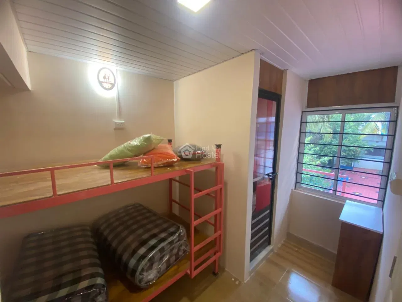 Vijitha Ladies Hostel in Aluva, Aluva — photo 2