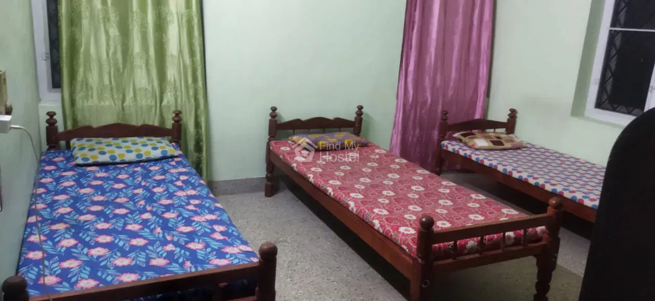 S M Homestay Ladies in Kaloor, Ernakulam — photo 3