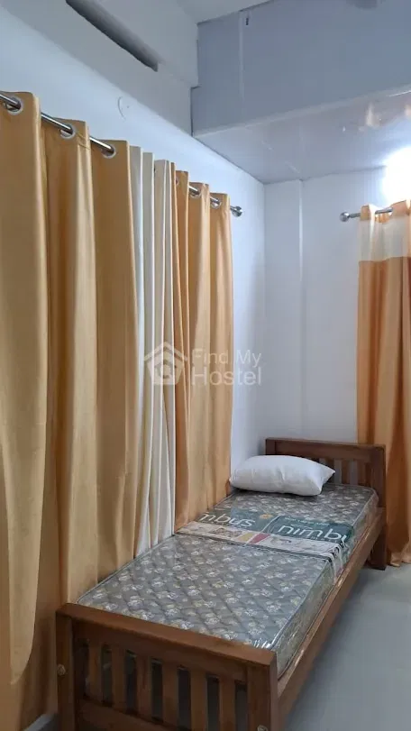ORCHID GENTS HOSTEL in Kakkanad, Ernakulam — photo 3