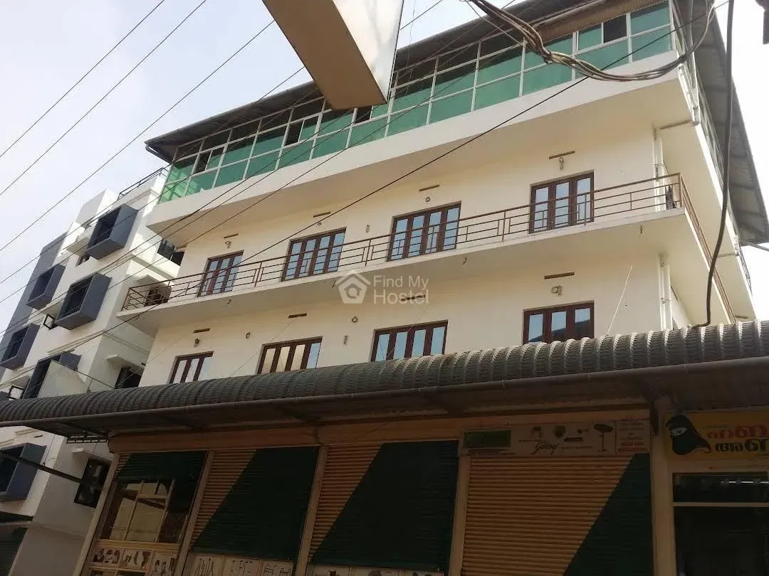 Mundopadath Mens Hostel -1 in Aluva, Aluva — main photo