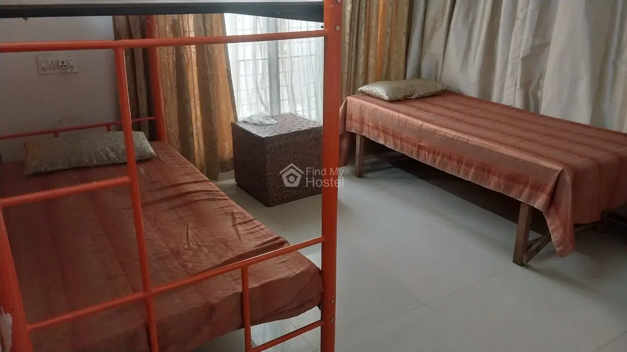 Anna's PG for Ladies in Palarivattom, Ernakulam — photo 4