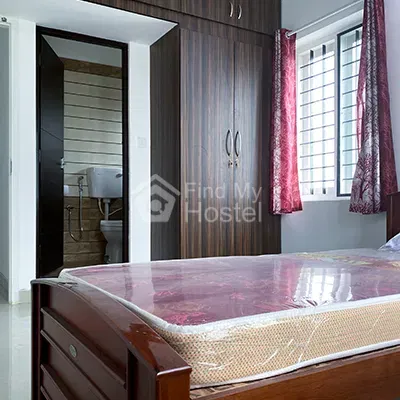 Abe Hostel in Vyttila, Ernakulam — photo 7