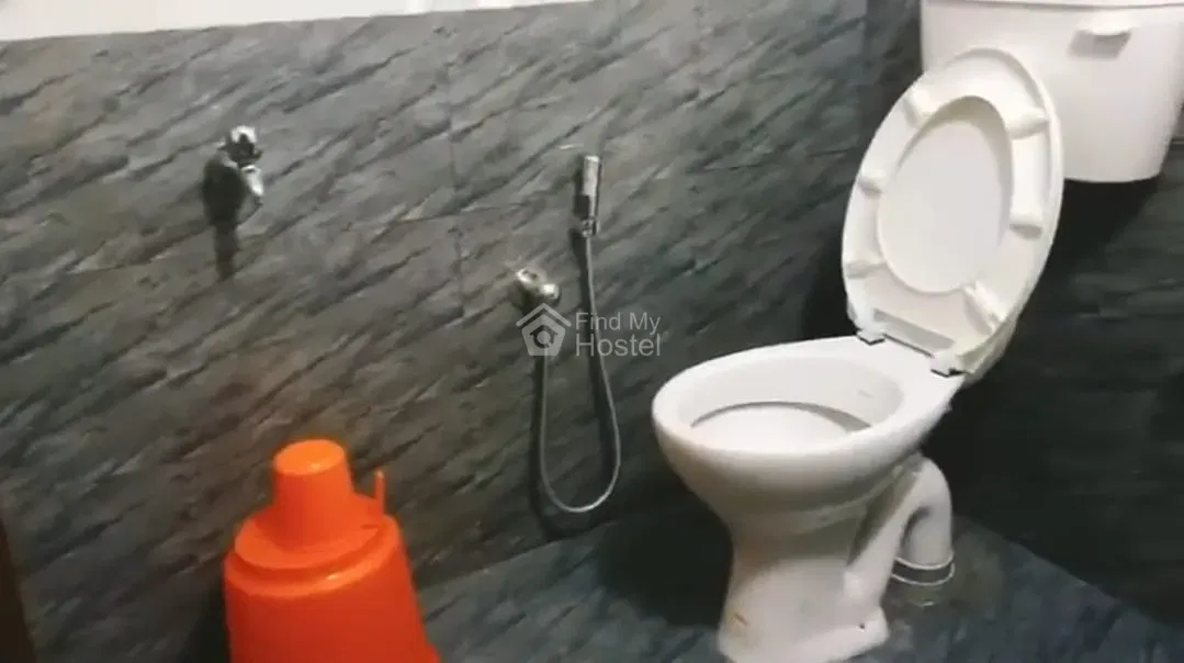 Jannah ladies hostel in MG-Road, Ernakulam — photo 2