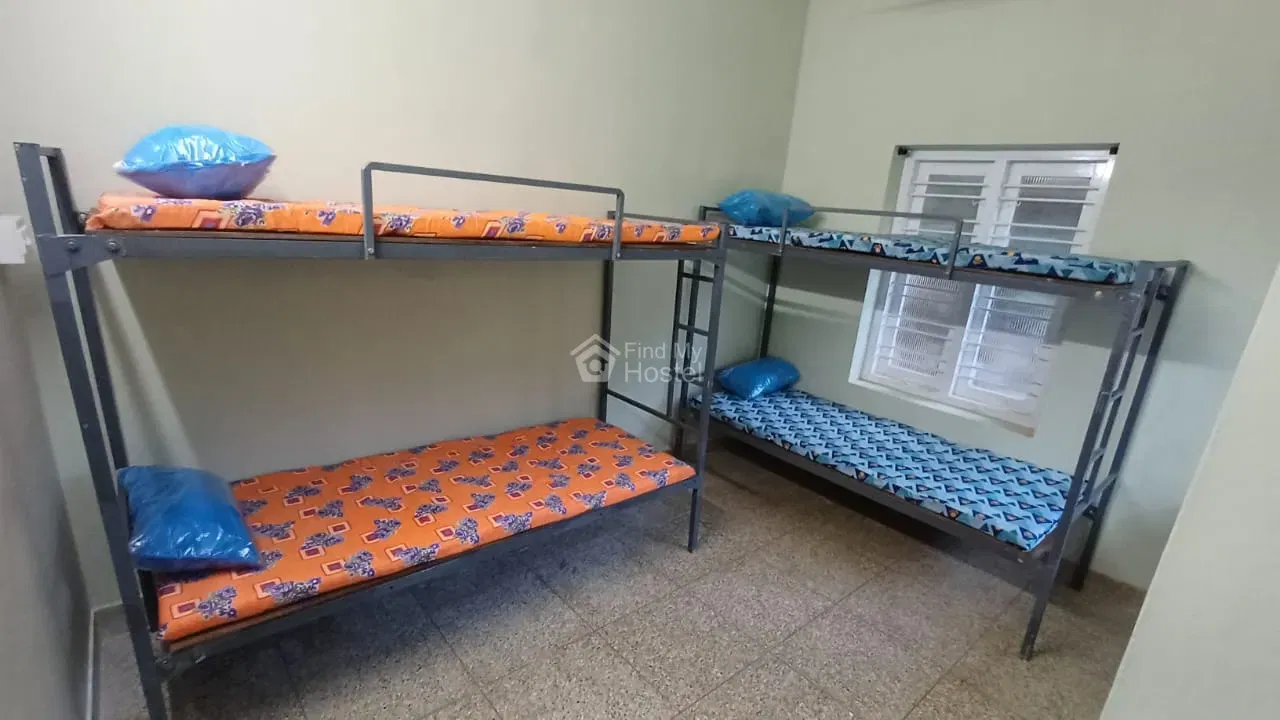 LADIES NEST GIRLS HOSTEL in Kaloor, Ernakulam — photo 4