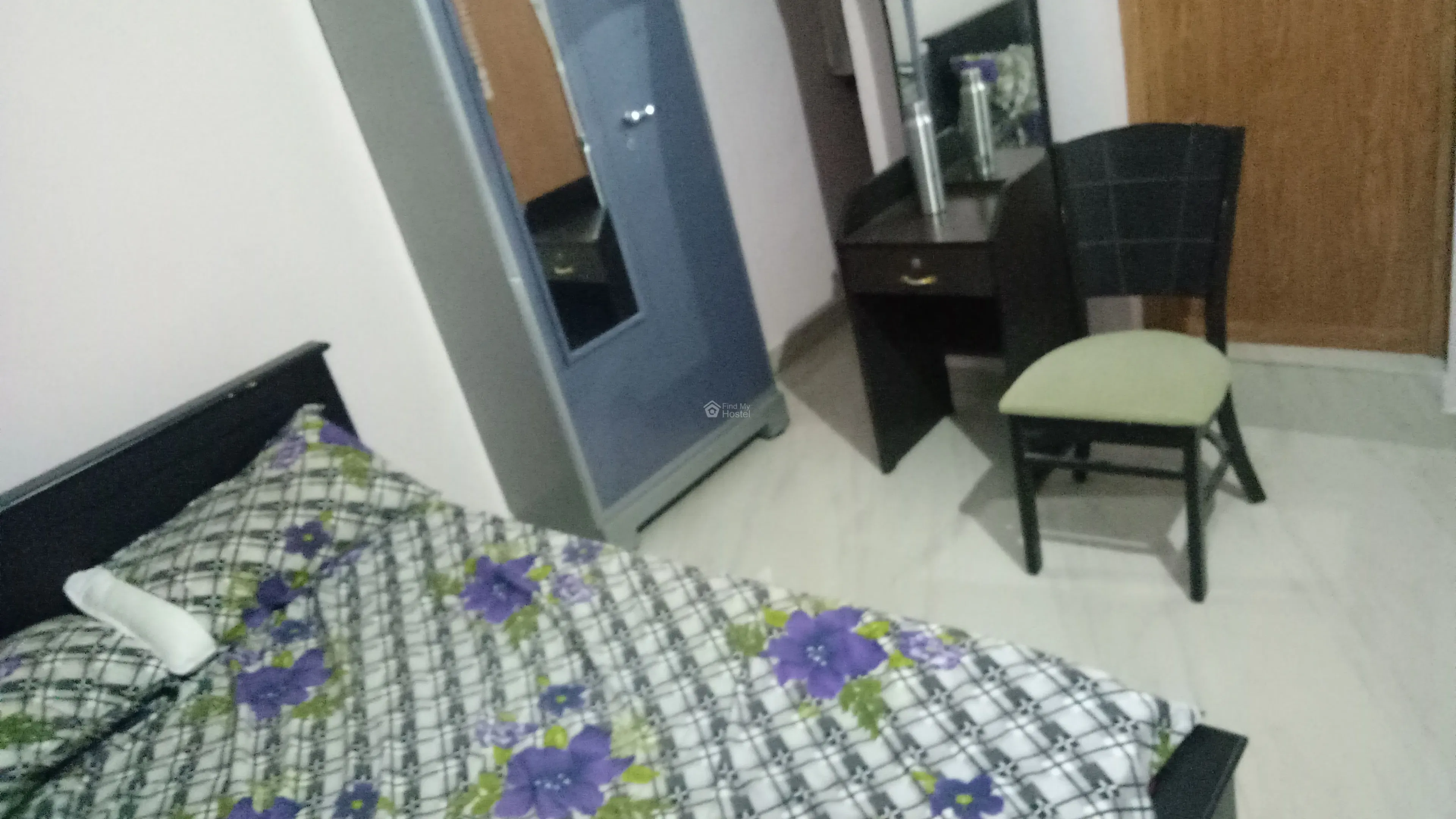 Metro Men's Hostel in Kakkanad, Ernakulam — photo 5