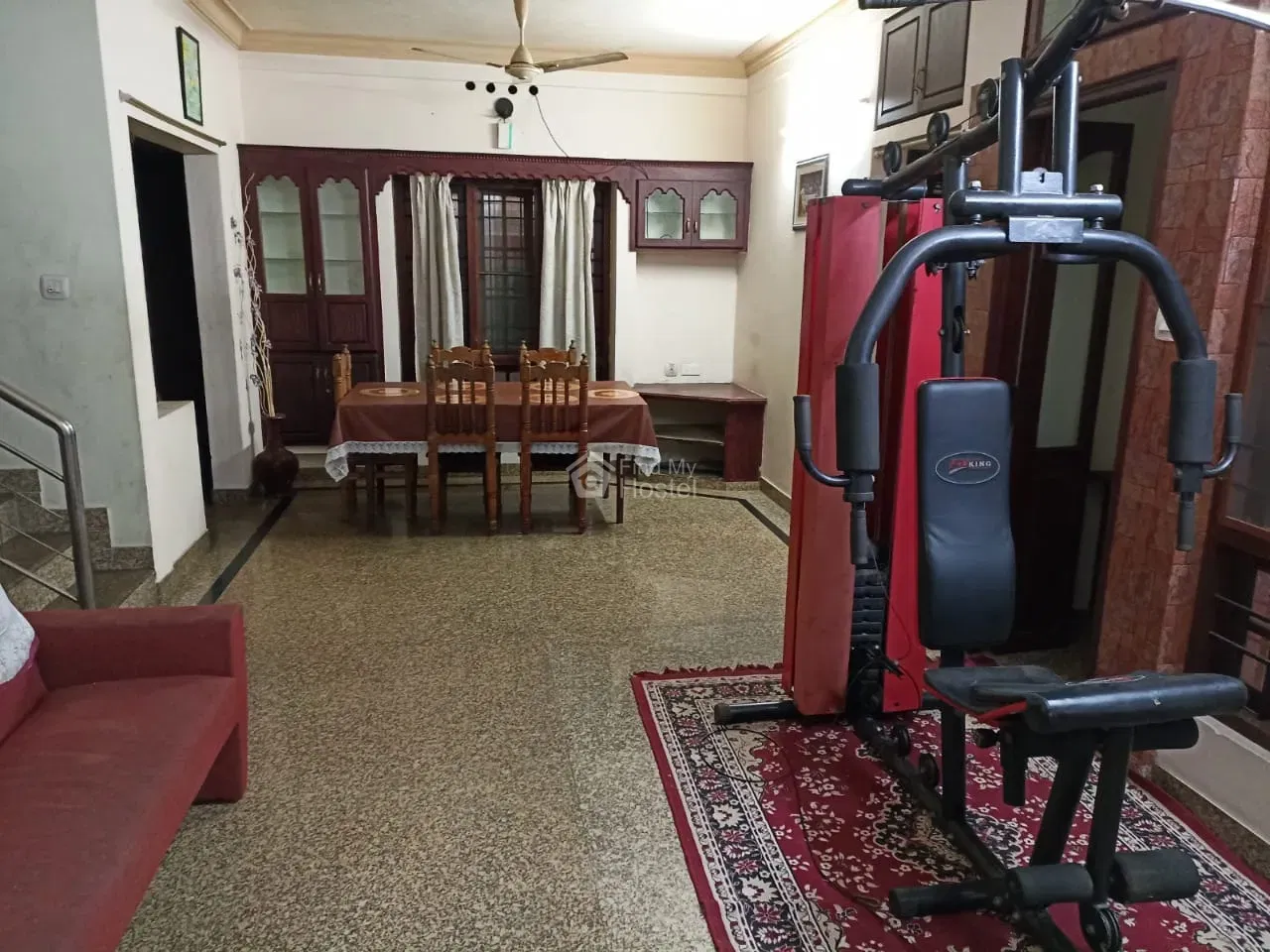 Lavender Garden ladies Hostel in Vyttila, Ernakulam — photo 5