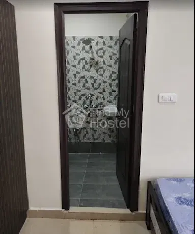 Anjali Luxury Mens Pg Accommodation in Kondapur, Hyderabad — photo 5