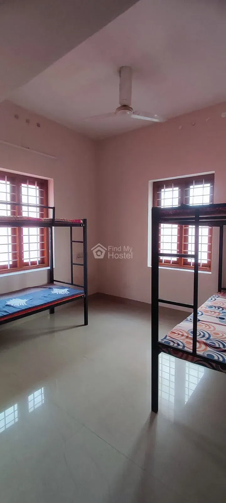 Nest Ladies Hostel in Vyttila, Ernakulam — photo 7