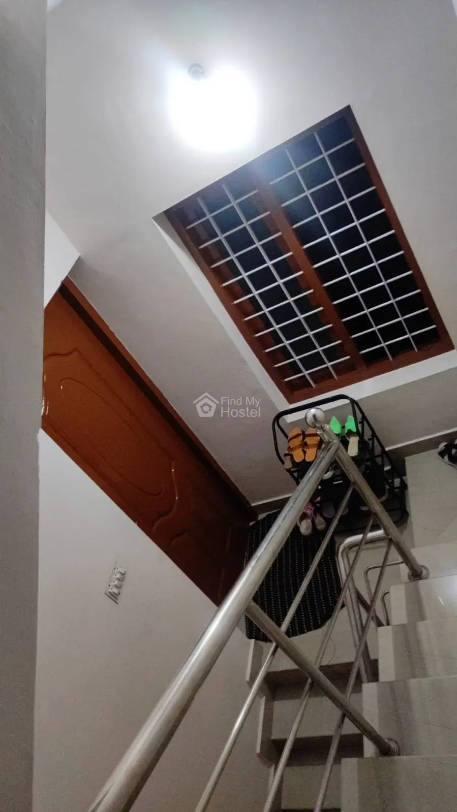 Nest Ladies Hostel in Vyttila, Ernakulam — photo 3