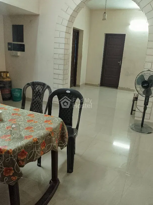 Ushus Ladies Hostel in Edappally, Ernakulam — photo 5