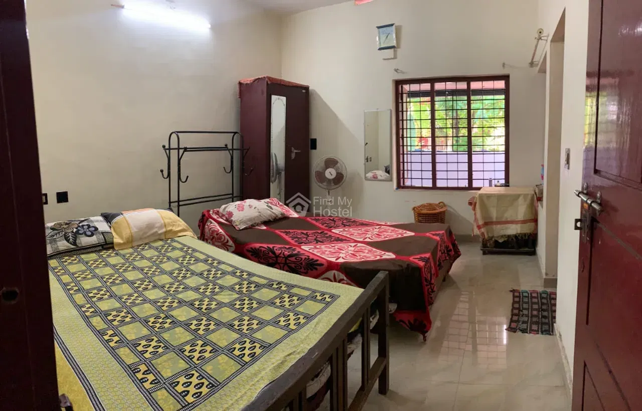 Sruthy ladies Pg in Aluva, Aluva — photo 5