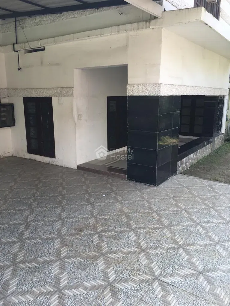 ORBIT GENTS HOSTEL in Kadavanthra, Ernakulam — photo 5