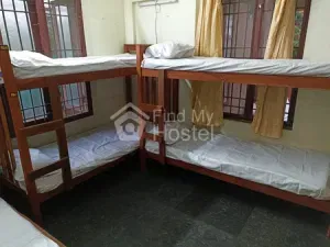 Lavender Garden ladies Hostel in Vyttila, Ernakulam — photo 4