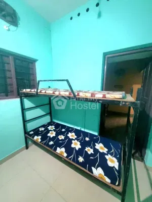 INDHEEVARAM PG HOME STAYS in Edappally, Ernakulam — photo 3