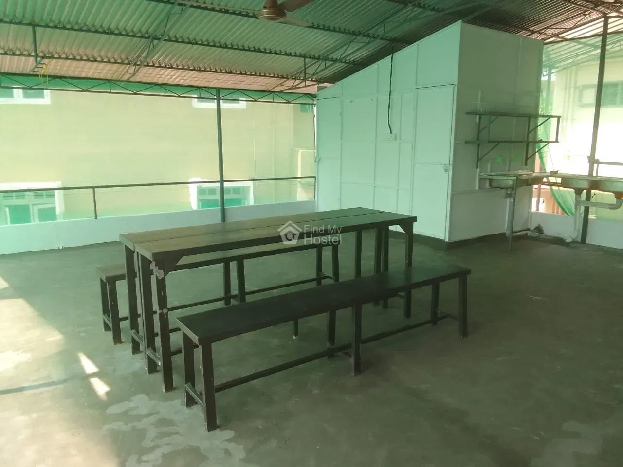 St. Mary's Ladies Hostel in MG-Road, Ernakulam — photo 4