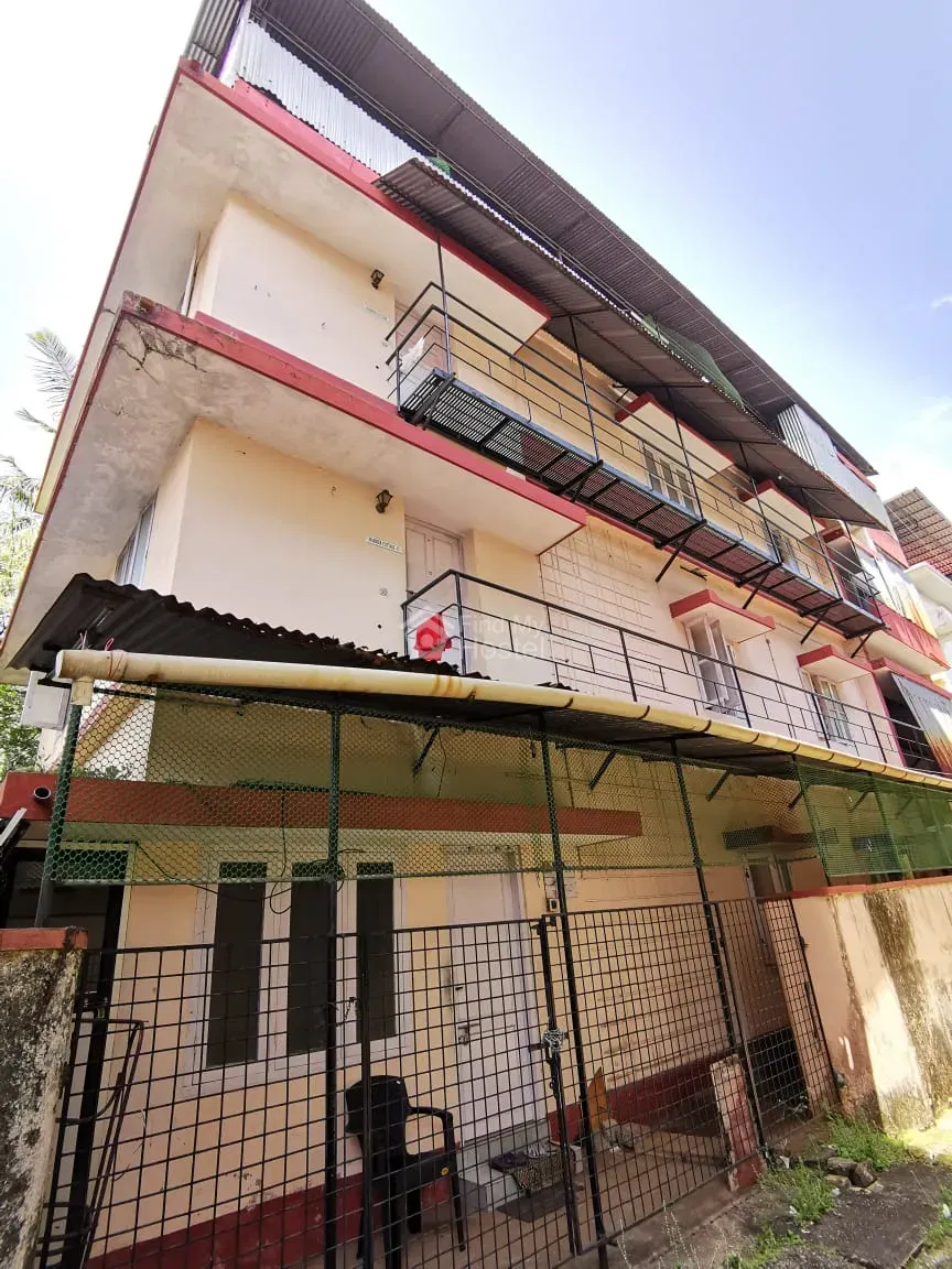 SNS LADIES HOSTEL 2 in MG-Road, Ernakulam — main photo