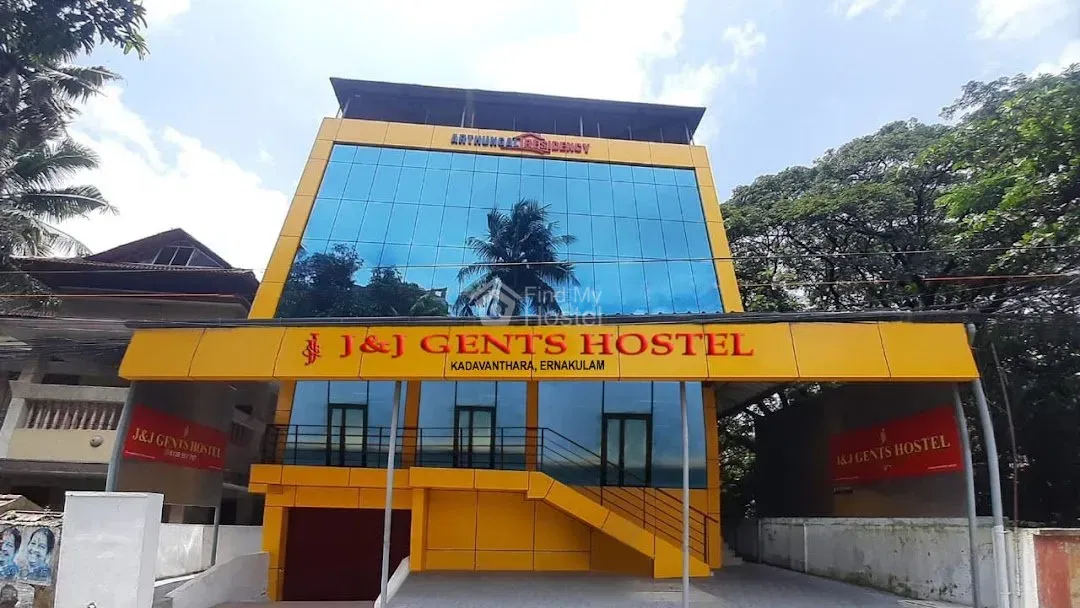 J and J Gents Hostel in Kadavanthra, Ernakulam — main photo