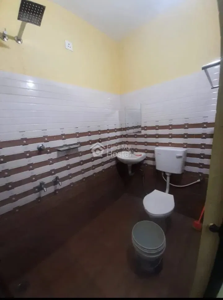 Kanjirathingal Gents Hostel in Kalamassery, Ernakulam — photo 7