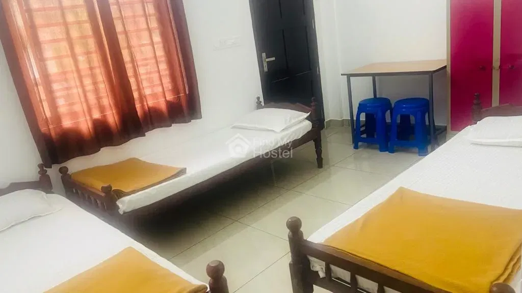 BUTTERFLY LADIES HOSTEL 3 in Kalamassery, Ernakulam — photo 3