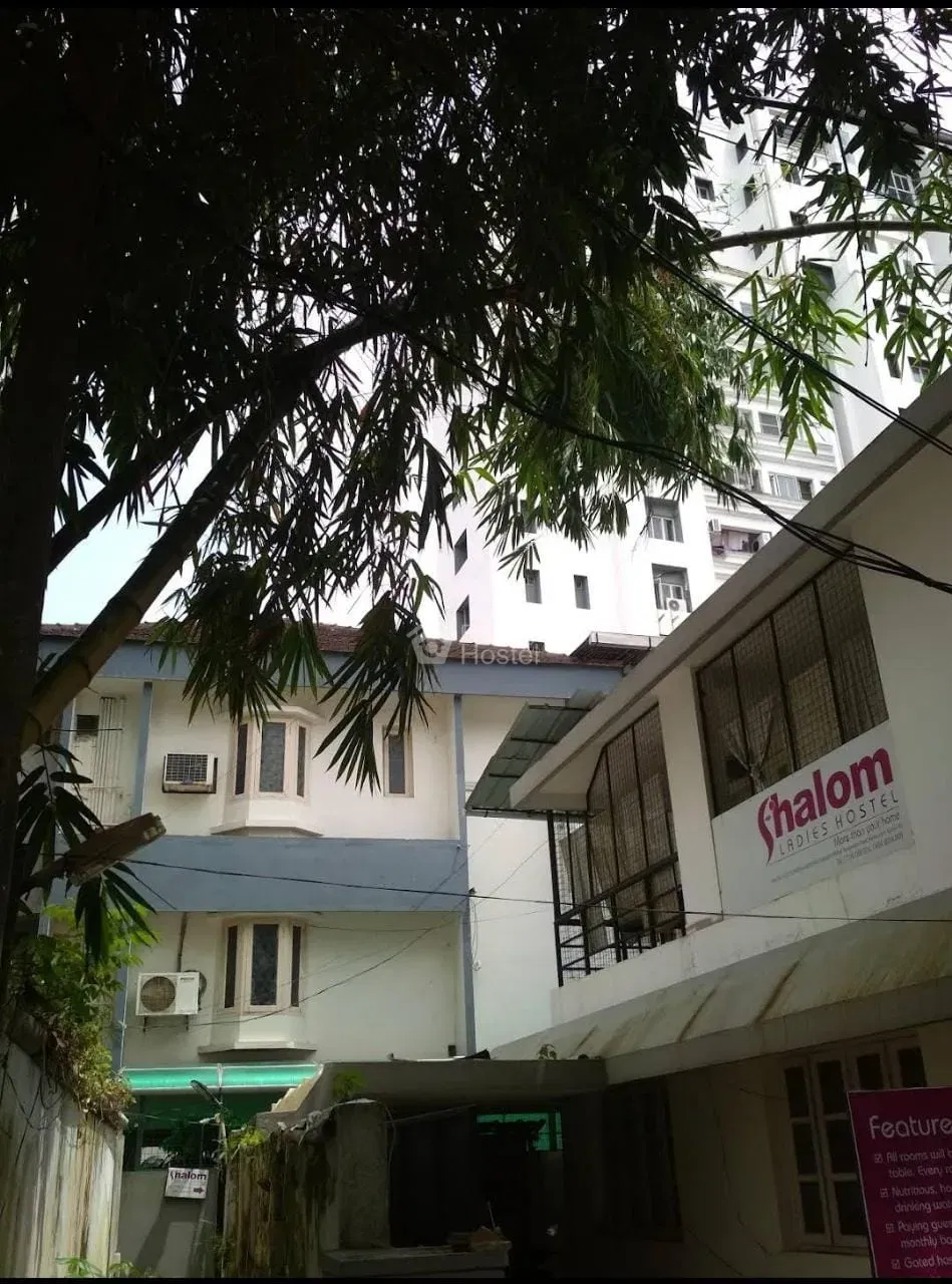 SHALOM LADIES HOSTEL in MG-Road, Ernakulam — photo 7