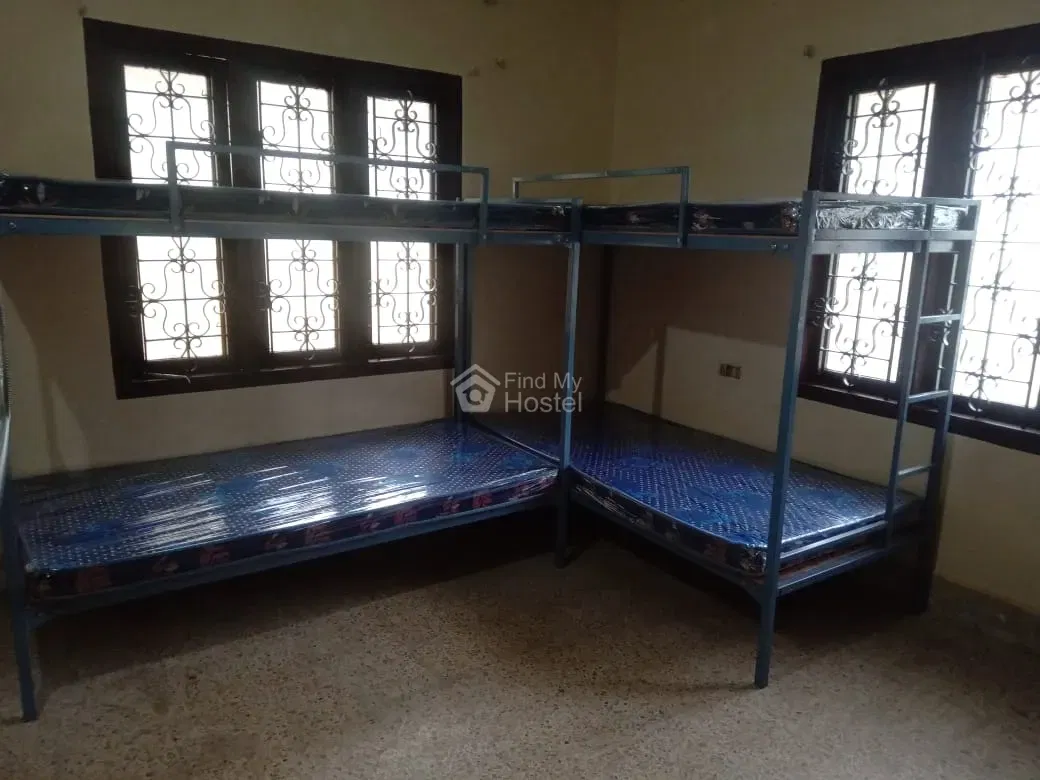 Orange Ladies Hostel - 1 in Kacheripady, Ernakulam — photo 4