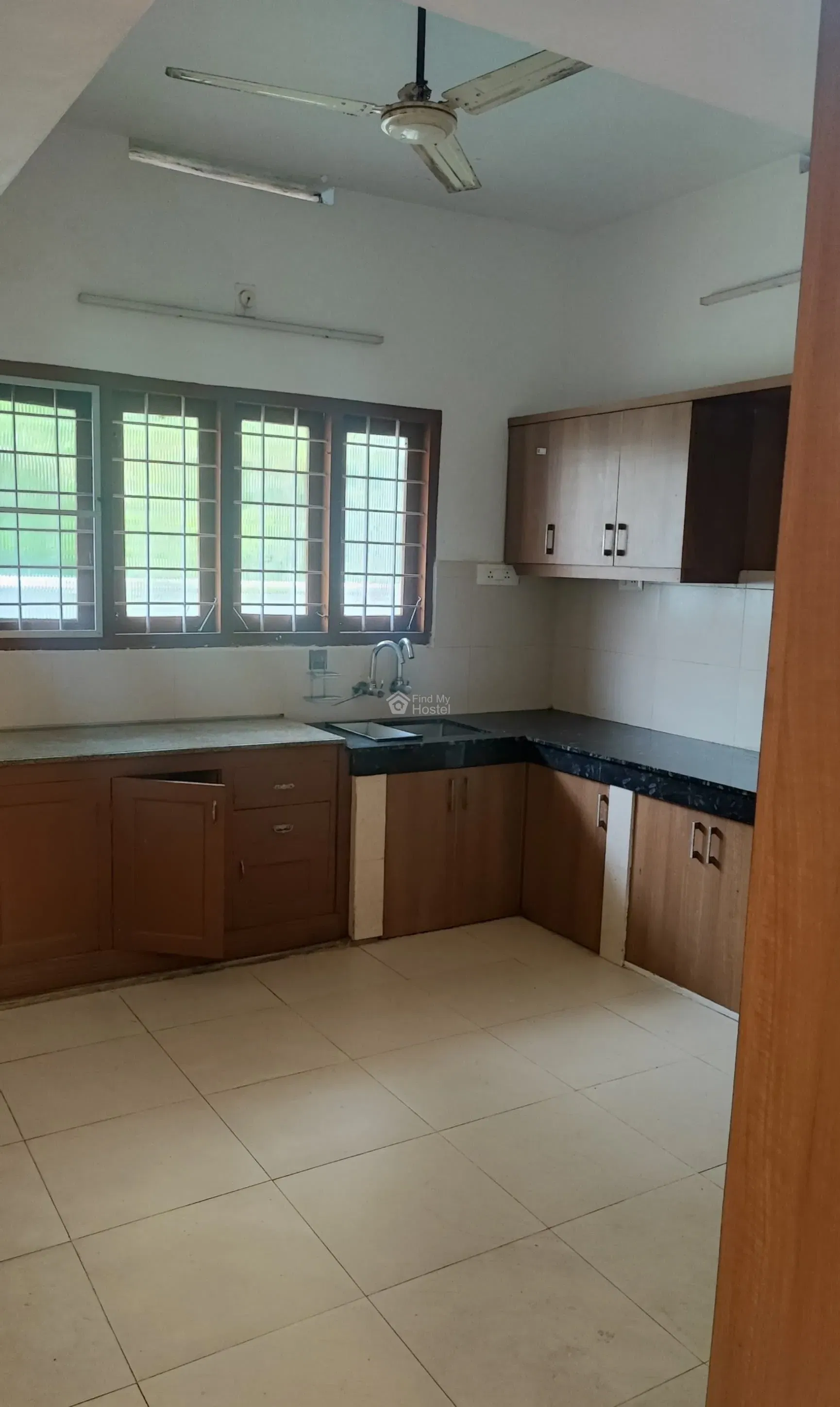 Jyothis Gent's Hostel in Palarivattom, Ernakulam — photo 6