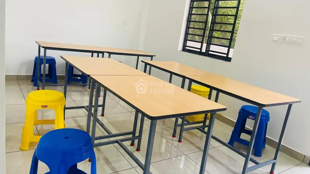 BUTTERFLY LADIES HOSTEL 3 in Kalamassery, Ernakulam — photo 2