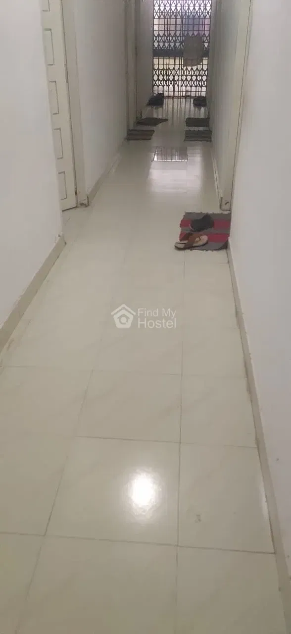 FRIENDS LADIES HOSTEL 2 in Kaloor, Ernakulam — photo 6