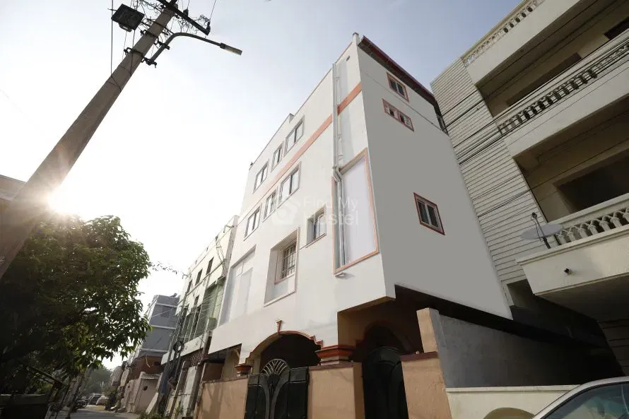 KURINJI HOSTEL - B8 in Peelamedu, Coimbatore — main photo