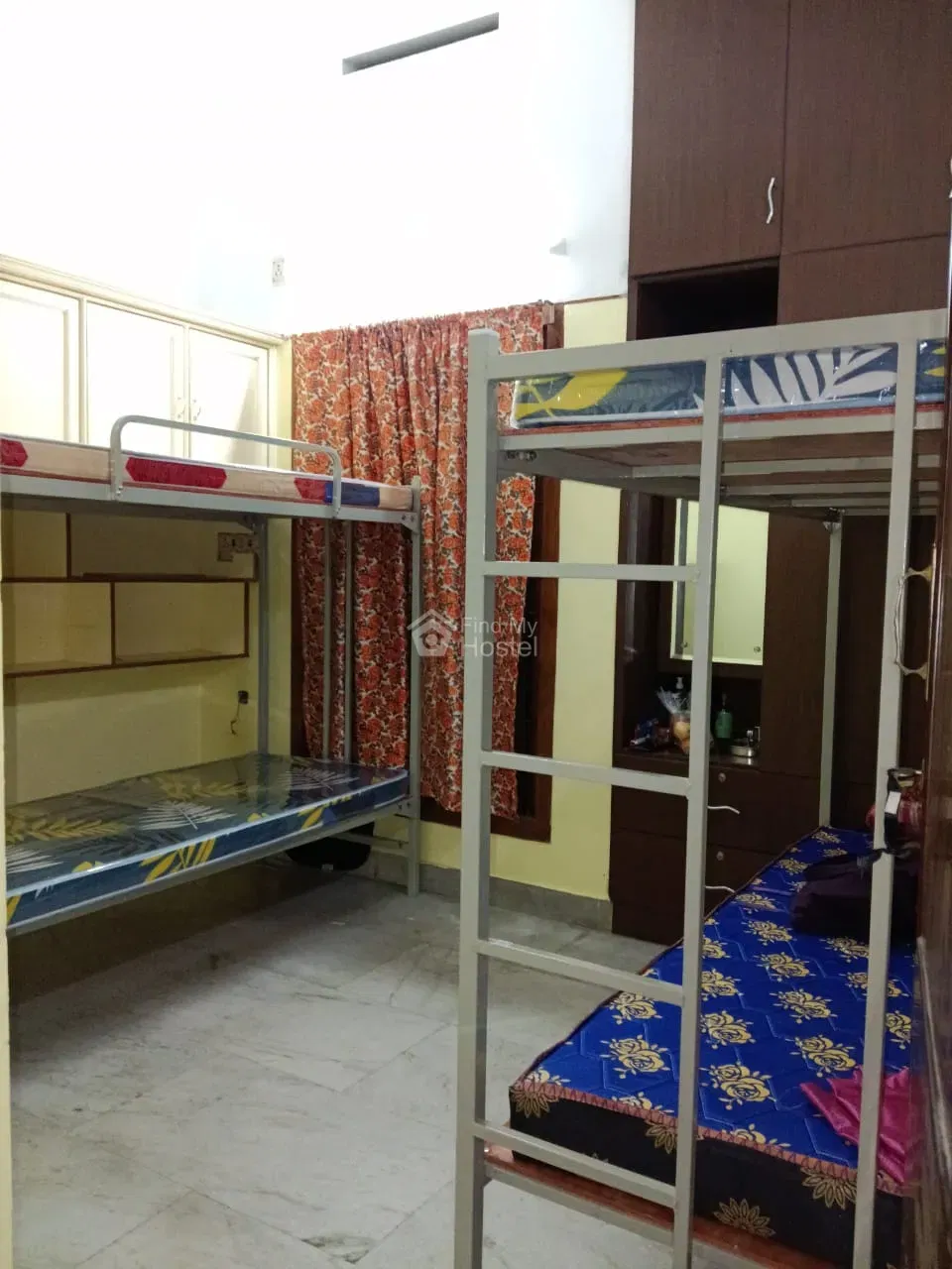 B & J Ladies Hostel in Kaloor, Ernakulam — photo 5