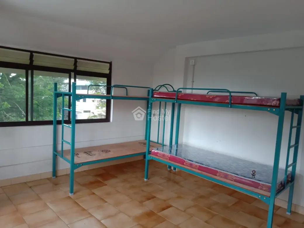 Orange Gents Hostel in Kacheripady, Ernakulam — photo 3