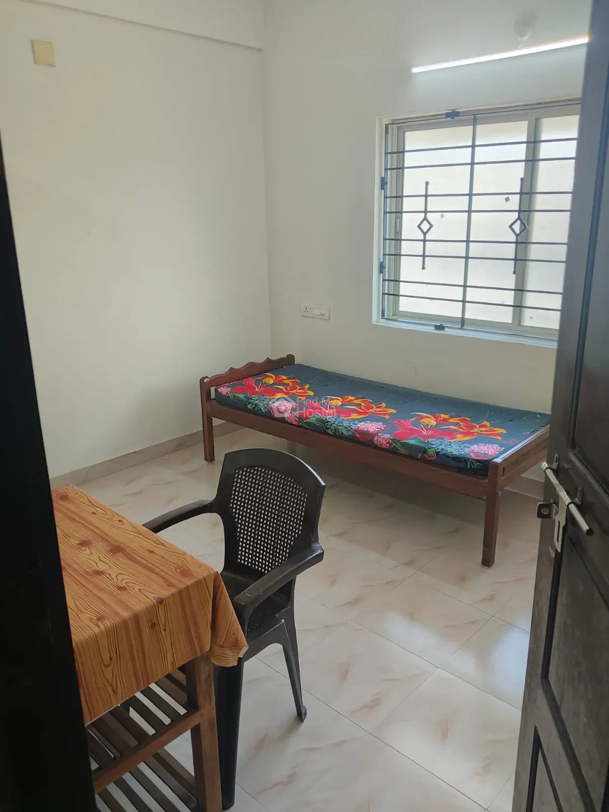 Mizpha Hostel in Kaloor, Ernakulam — photo 4