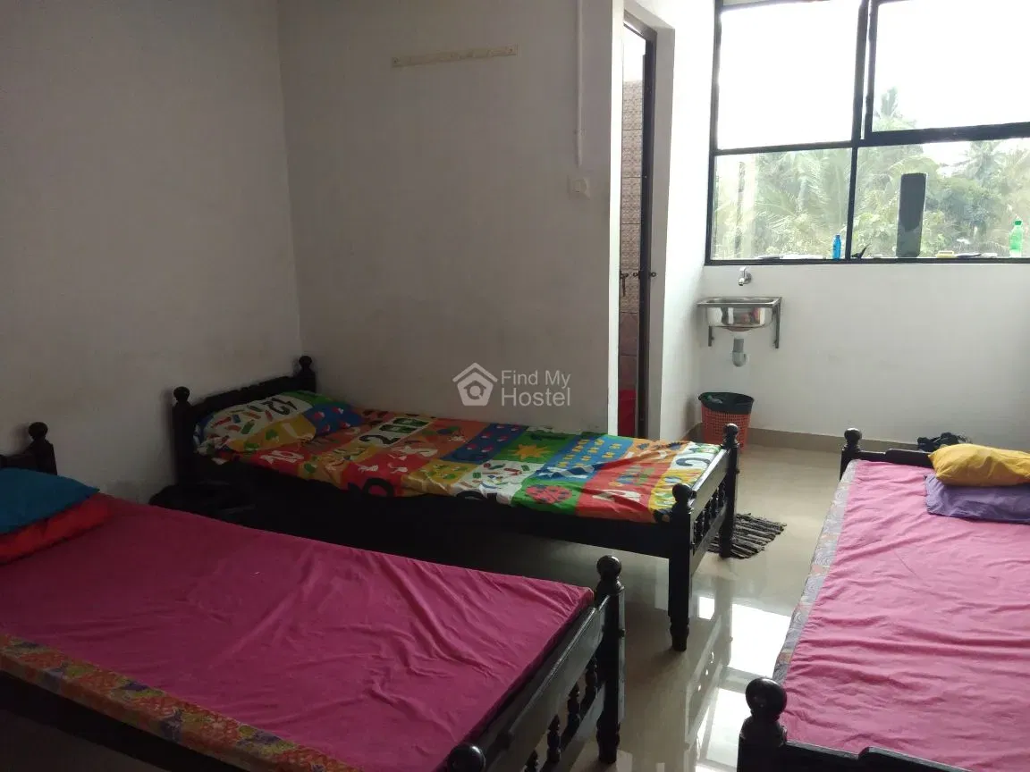 SN GENTS HOSTEL in Kadavanthra, Ernakulam — photo 2