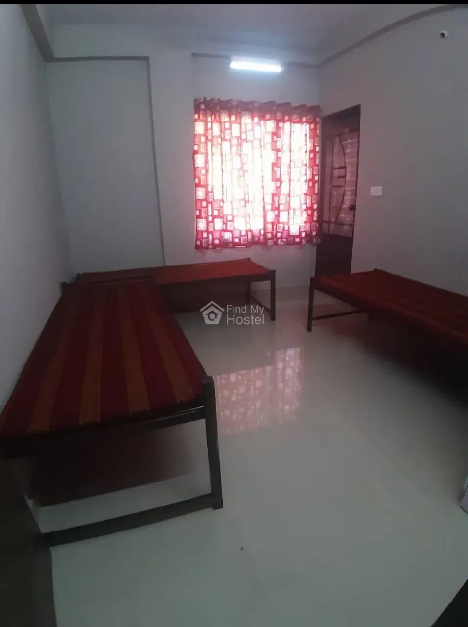 HIGHNESS GENTS HOSTEL in MG-Road, Ernakulam — photo 5