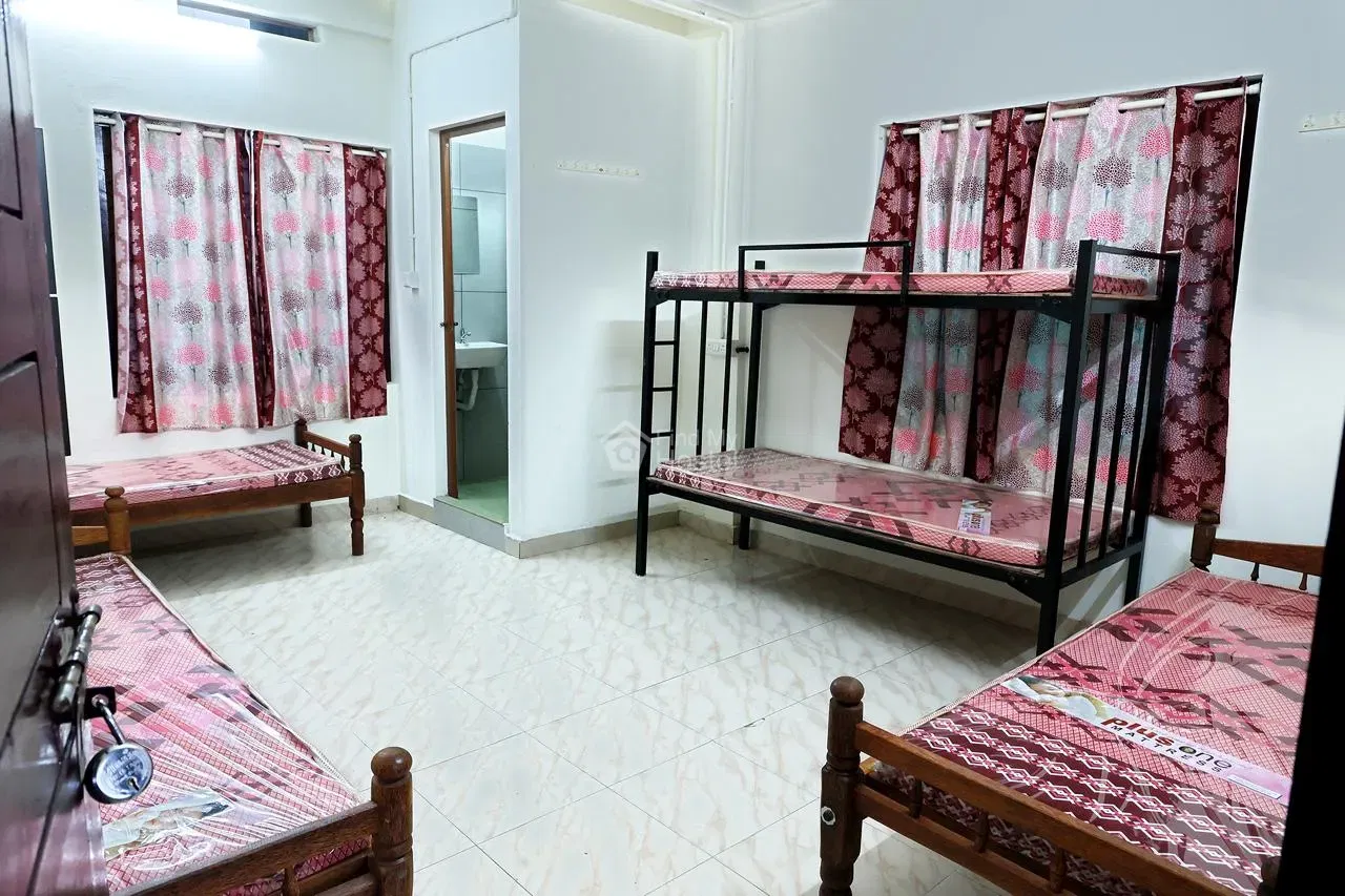 NEST VILLE GENTS HOSTEL in Kalamassery, Ernakulam — photo 5