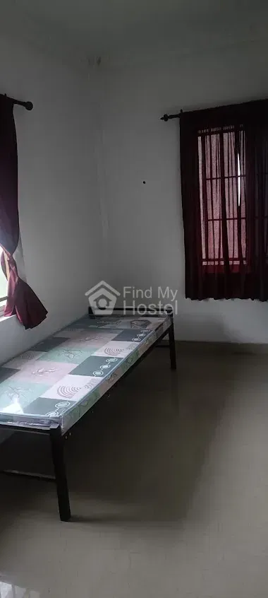 Win square Ladies hostel - 3 in Kalamassery, Ernakulam — photo 5