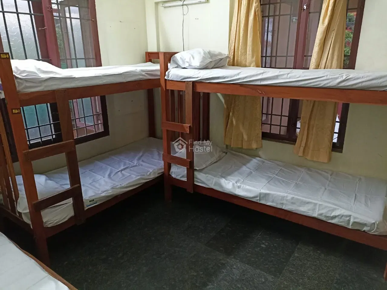Lavender Garden Gents Hostel in Kadavanthra, Ernakulam — photo 5