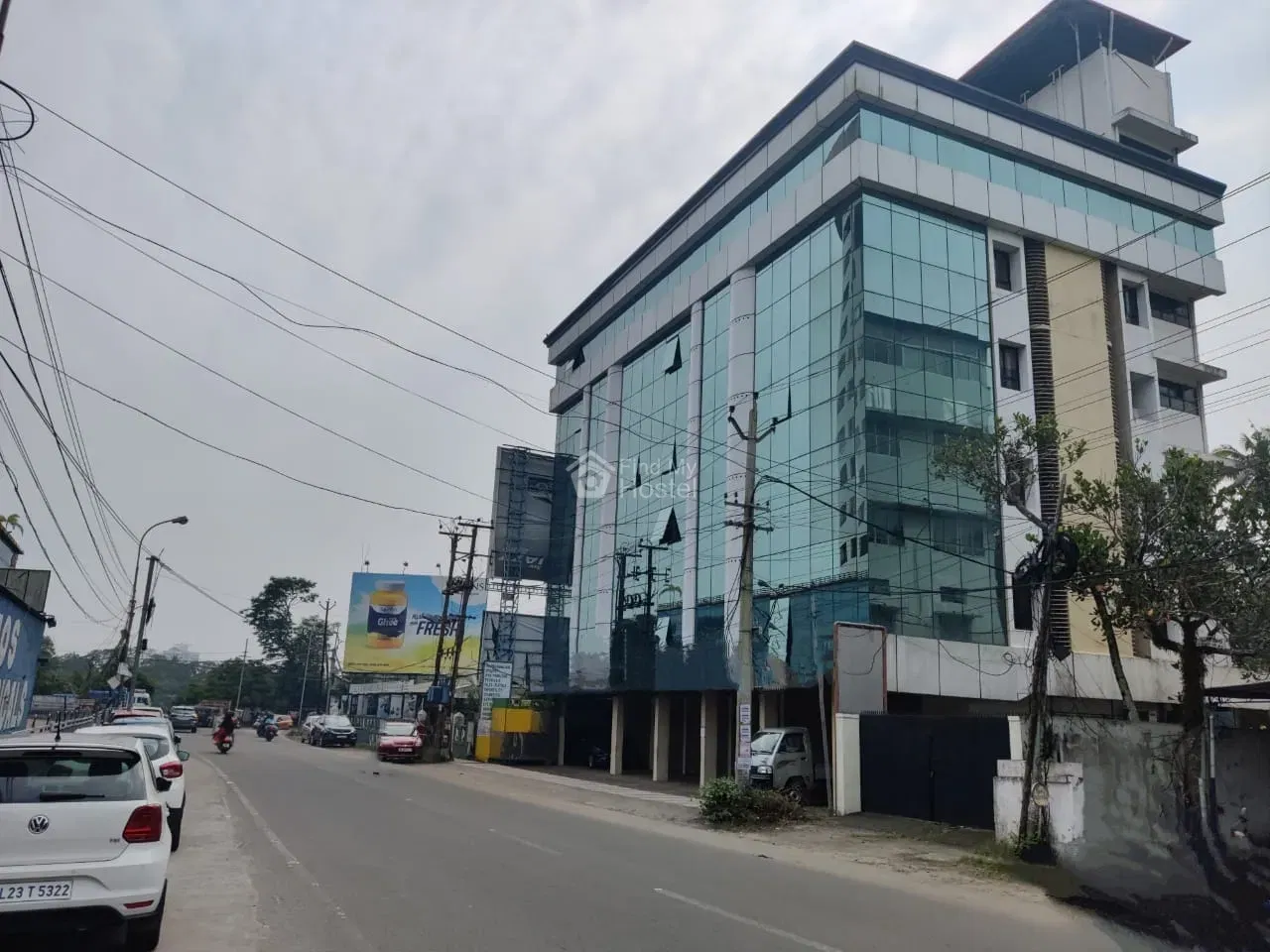 Relax Inn Ladies Hostel in MG-Road, Ernakulam — photo 6