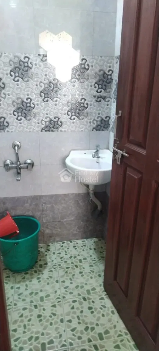 Elegant Realtors Gents Hostel in Kakkanad, Ernakulam — photo 6