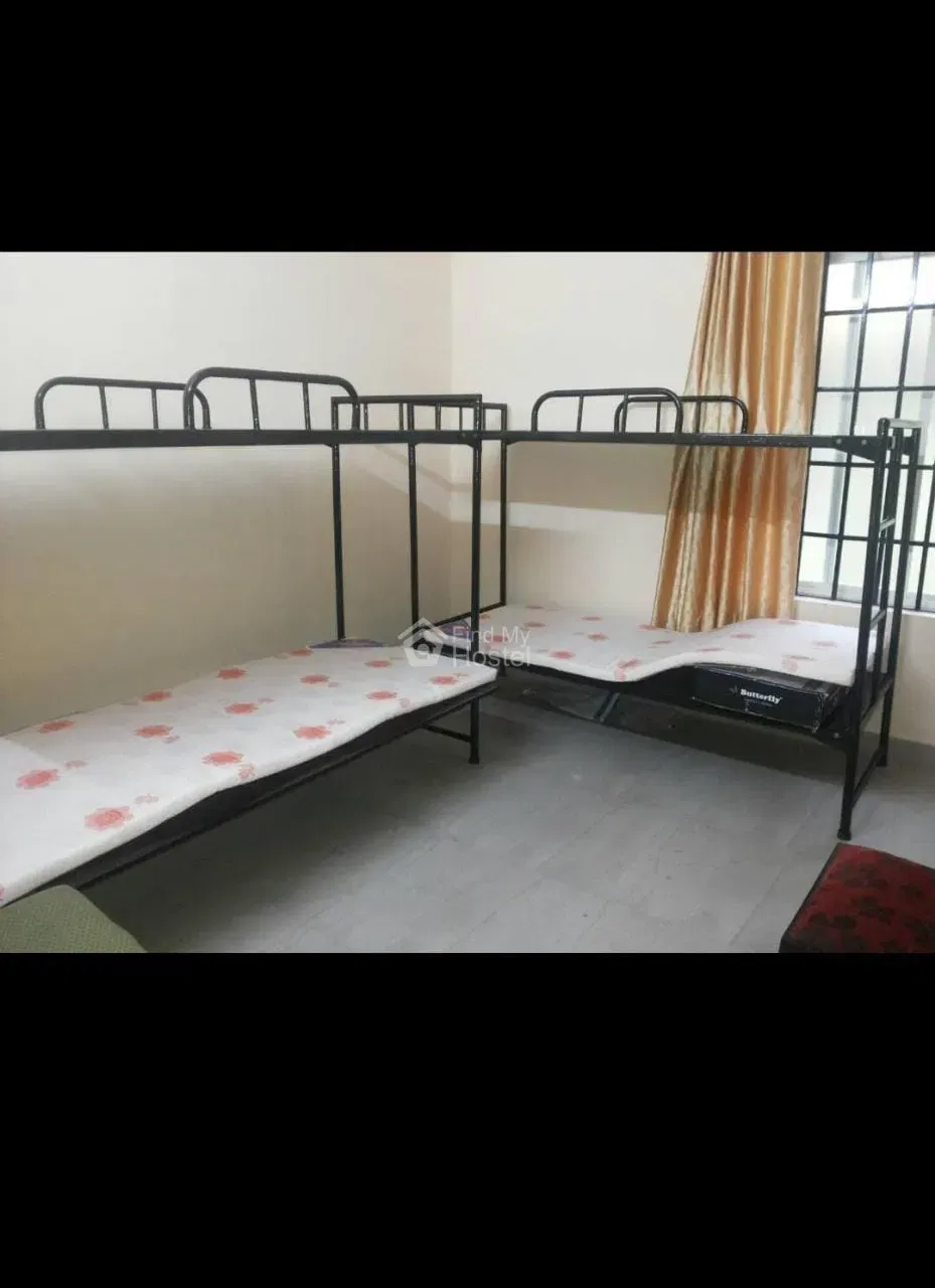 ST AGANUS LADIES HOSTEL in Thevara, Ernakulam — photo 4