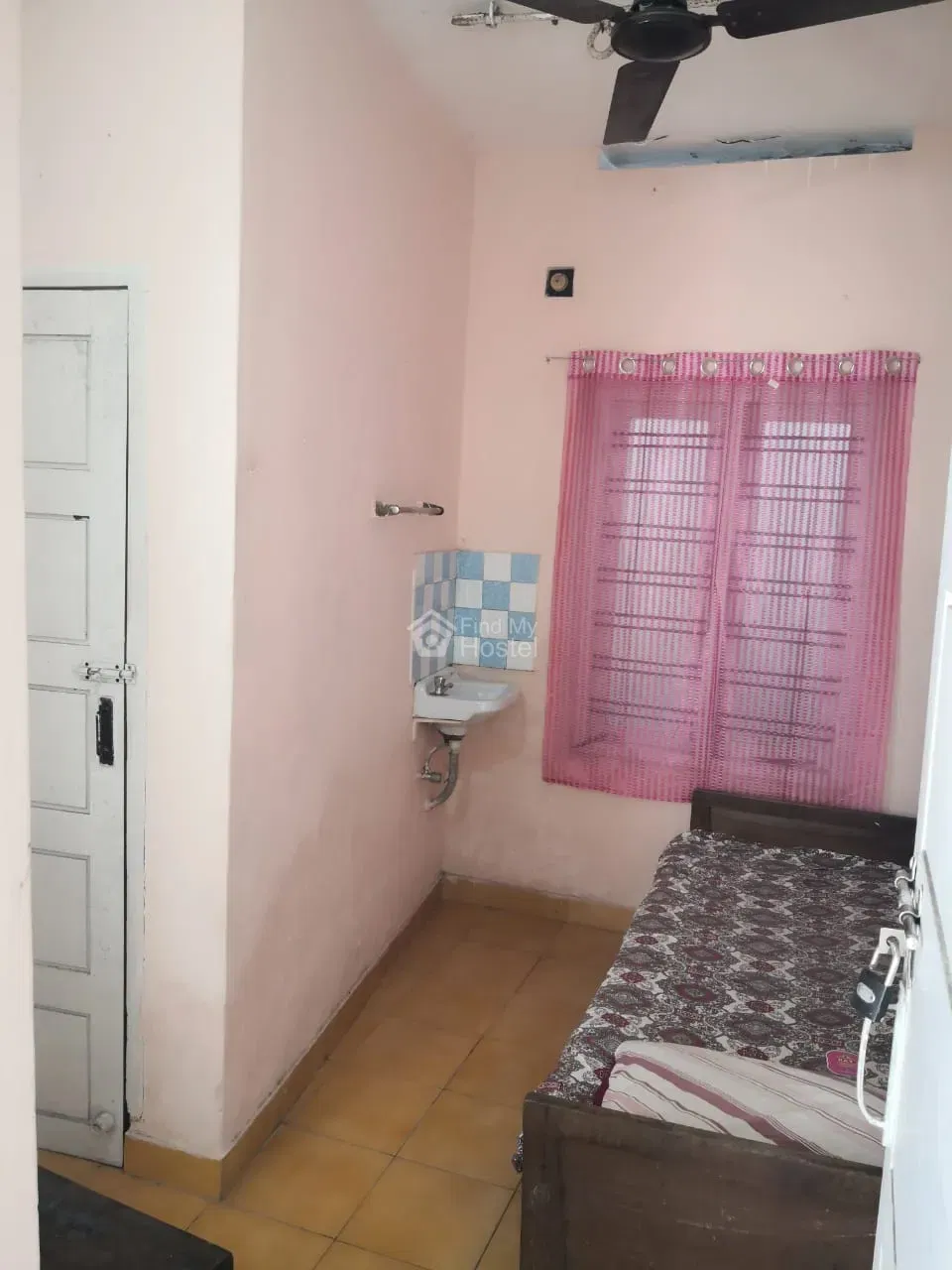 Athens Gents Hostel in Palayam, Thiruvananthapuram — photo 2