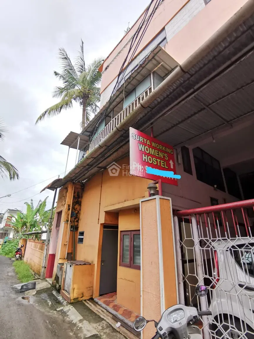 SURYA LADIES HOSTEL 2 in Kaloor, Ernakulam — main photo