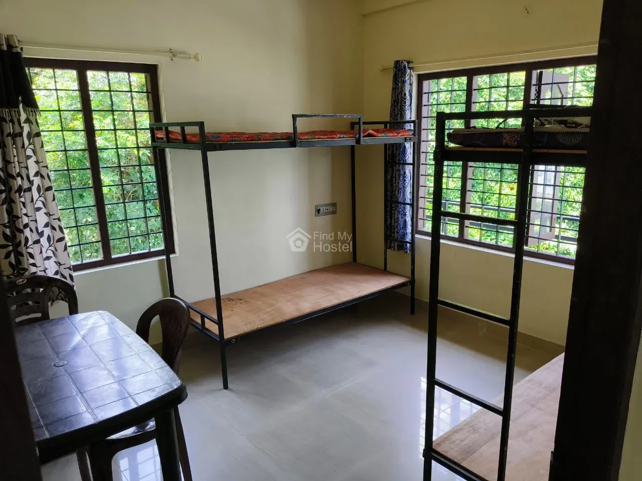 Ummi's Girls Hostel 1 in Aluva, Aluva — photo 4